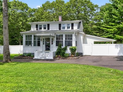 49 Country Road, Medford, NY, 11763