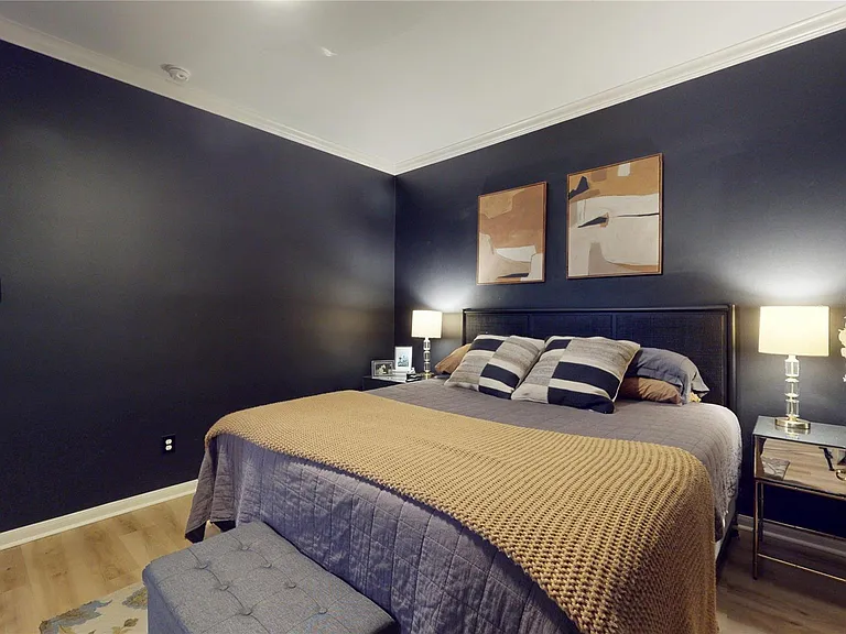 17 Waugh Dr #201 — Photo 32