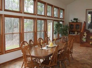 N5361 Meadowlark Rd, Sheboygan Falls, WI 53085