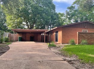 7058 Concho St, Houston, TX 77074