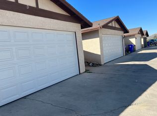 15597 Tonekai Rd APT B, Apple Valley, CA 92307