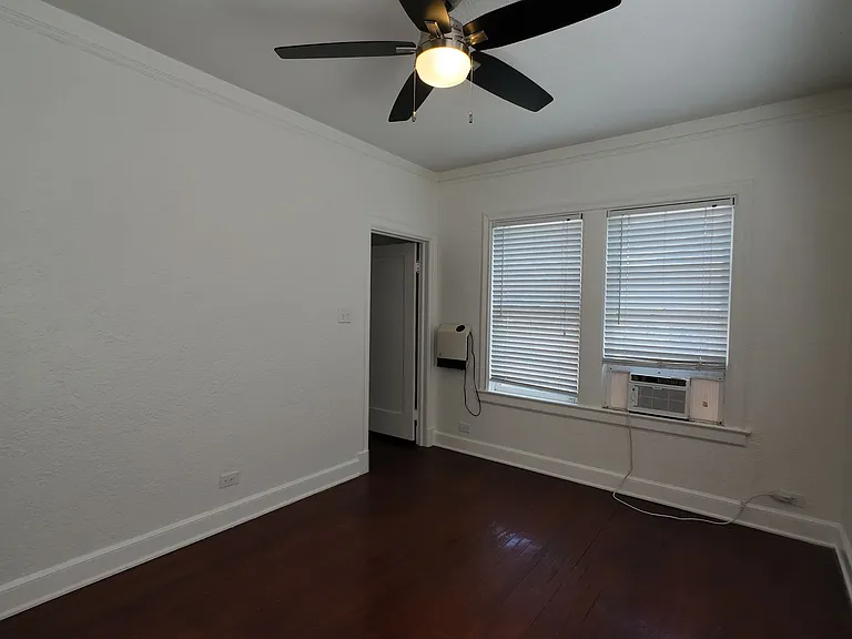 703 W French Pl — Photo 13