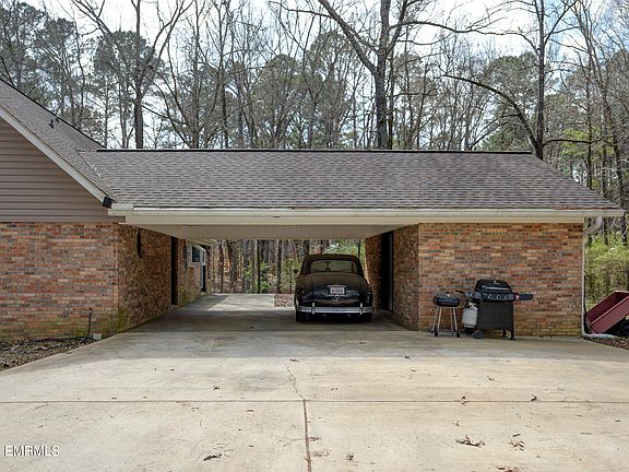 3rd image of 12422 Hand Rd