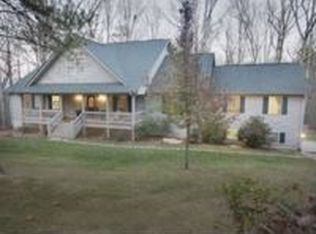 229 Ladson Spring Trl, Mills River, NC 28759