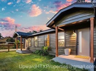 2120 Chew St, Houston, TX 77020