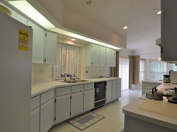 2nd image of 17415 Clover Ave