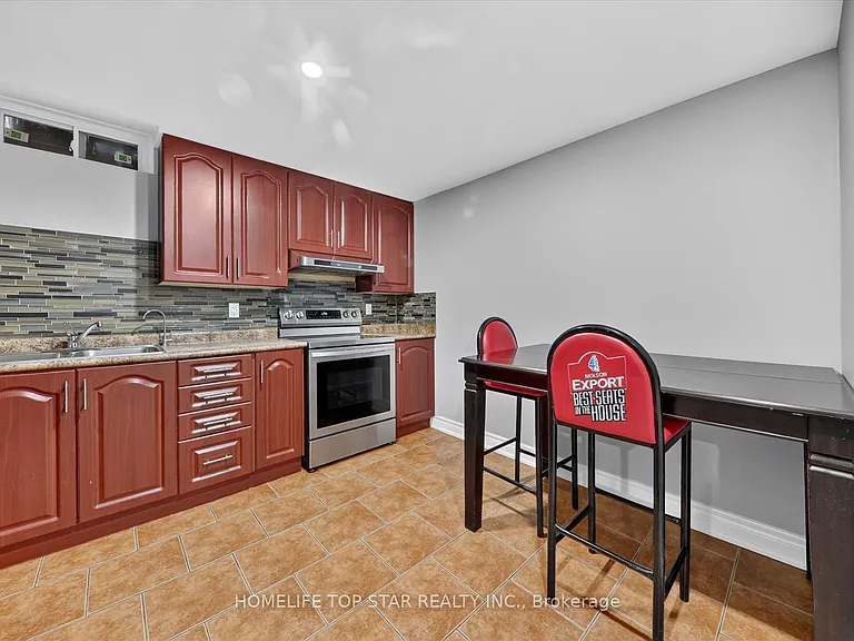 7 SW Littleborough Ct E — Photo 9