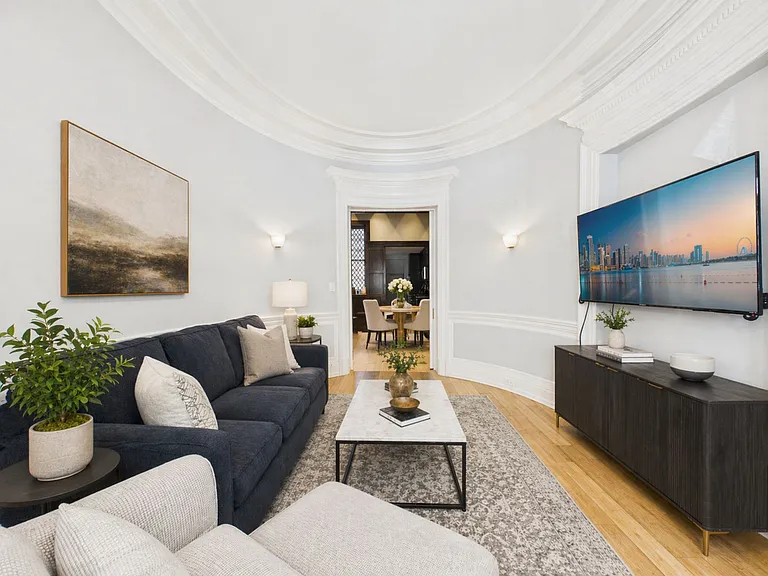 Beautiful 2 Bed 2 Full Bath Available In The Heart Of Rittenhouse Square! Free Water Pets And Gas — Photo 4