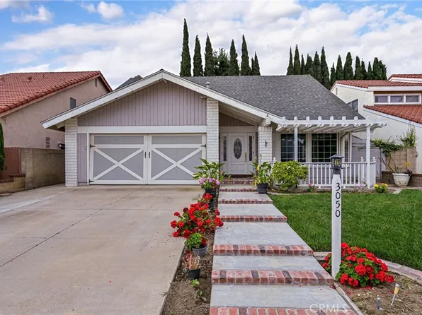 3050 E Cardinal St, Anaheim, CA 92806