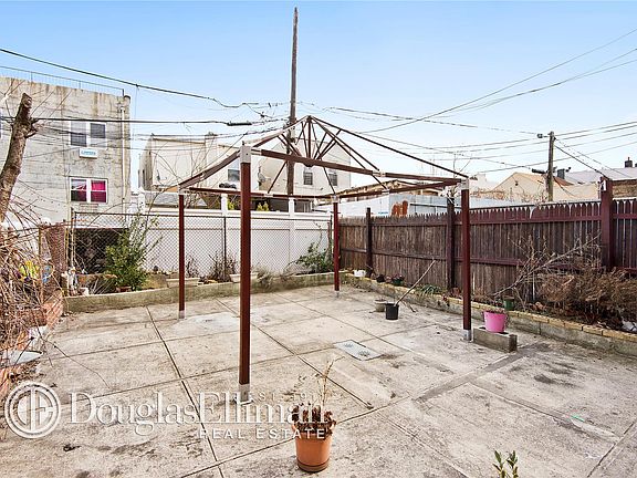 5th image of 34 Lawton St #2