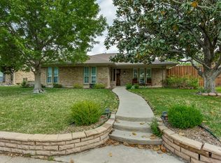 2009 Columbia Dr, Richardson, TX 75081