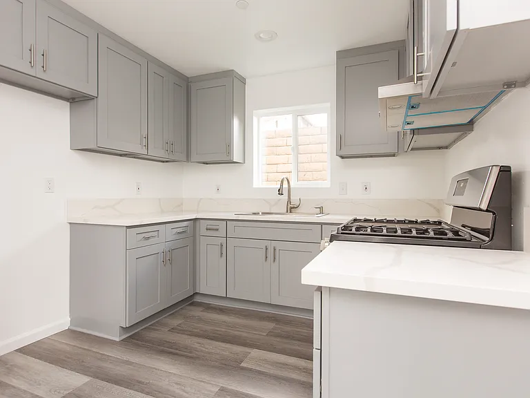 104 S Chestnut St #B — Photo 31
