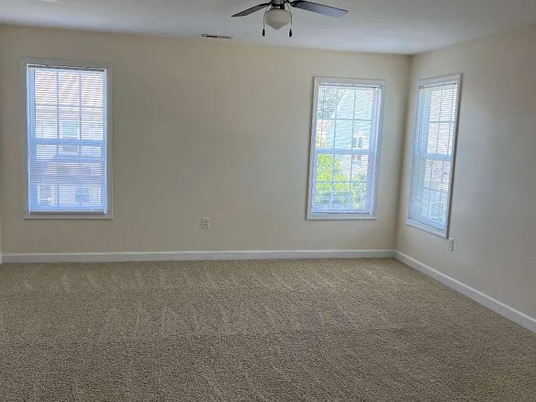 5911 Crown Ridge Ct — Photo 24