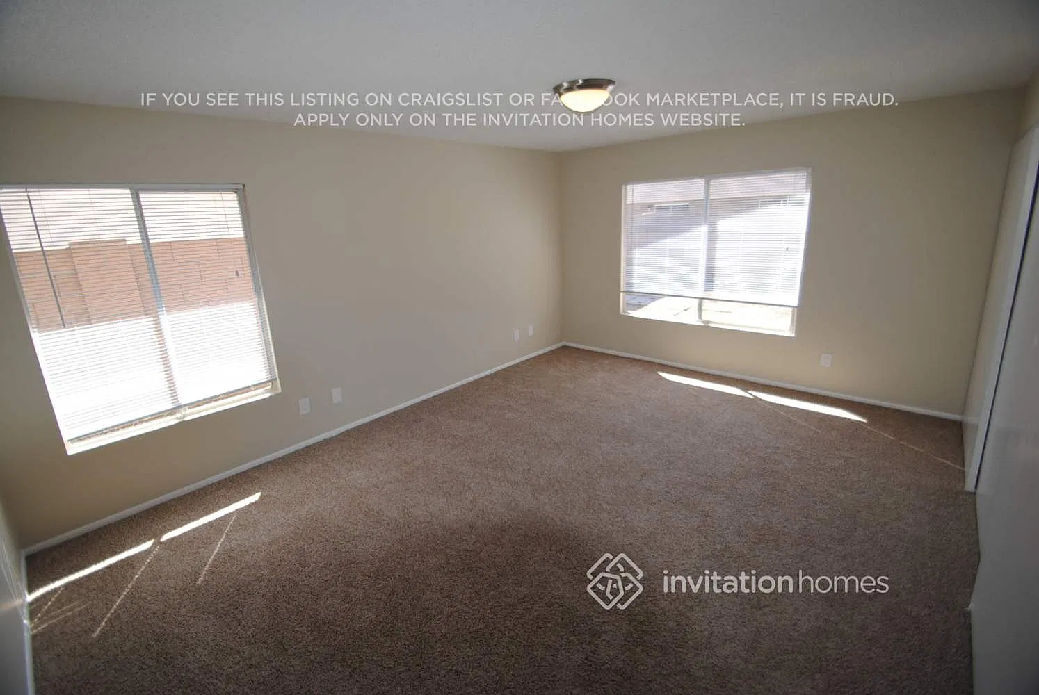 8626 N 56th Ave Glendale, AZ 85302 — Photo 3