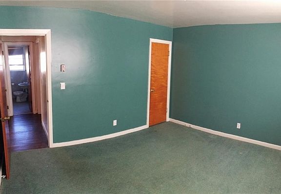 5th image of 3305 Arctic Ave APT 1B