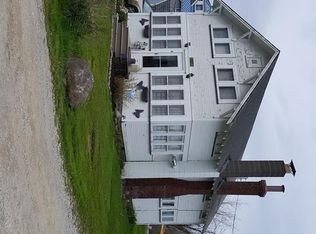 6 Ninevah Beach Dr, Ashtabula, OH 44004