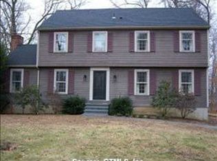 93 Foxwood Rd S, Guilford, CT 06437