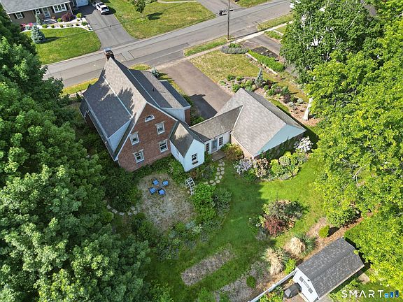 5th image of 61 Russell Road