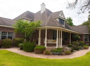 203 W Legend Oaks Dr, Georgetown, TX 78628