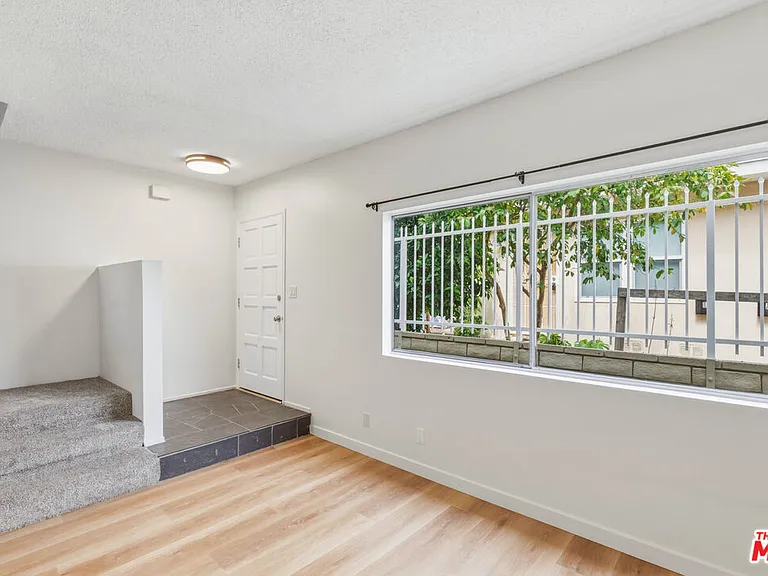 1330 Yale St #2 — Photo 8