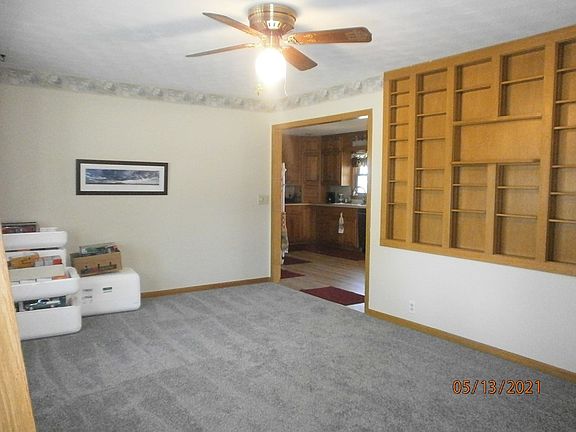 4th image of 2235 Roach St