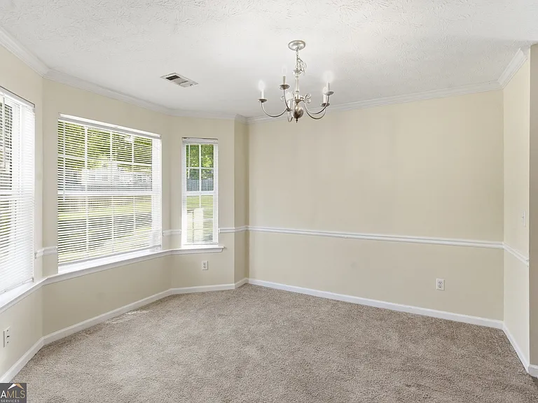 5420 Yellow Pine Dr — Photo 7
