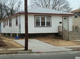 66 Pleasant Ave, Roosevelt, NY 11575