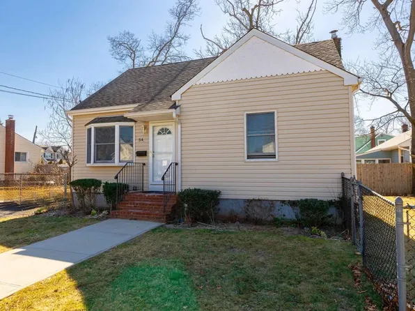 54 W Adams Street, East Islip, NY 11730