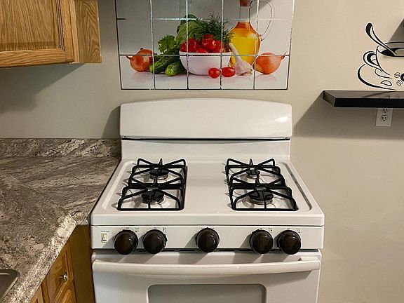 5th image of 345 N 30th St APT 1