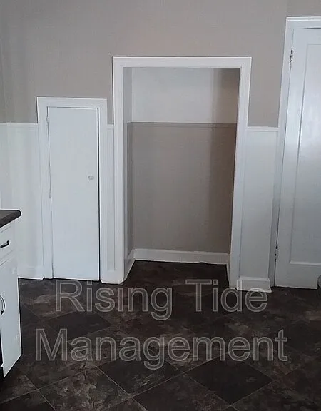 229 Pinewood Ave — Photo 16