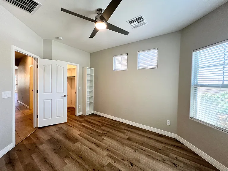 2936 E Tonto Dr — Photo 16