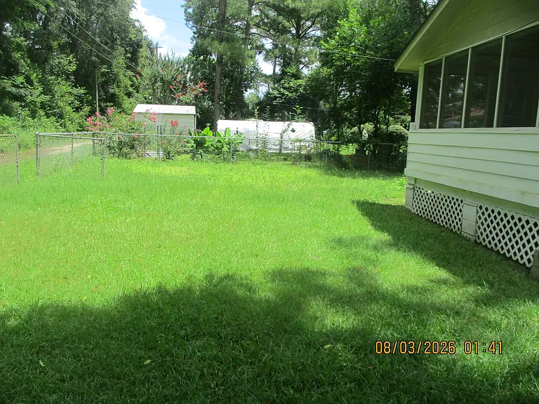 1925 W Whitney Ave — Photo 2