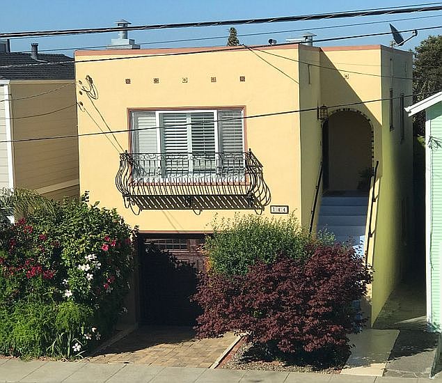 1st image of 144 Elm Ave