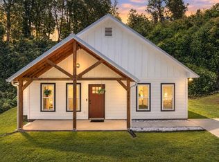 165 Logan Ln, Ellijay, GA 30540