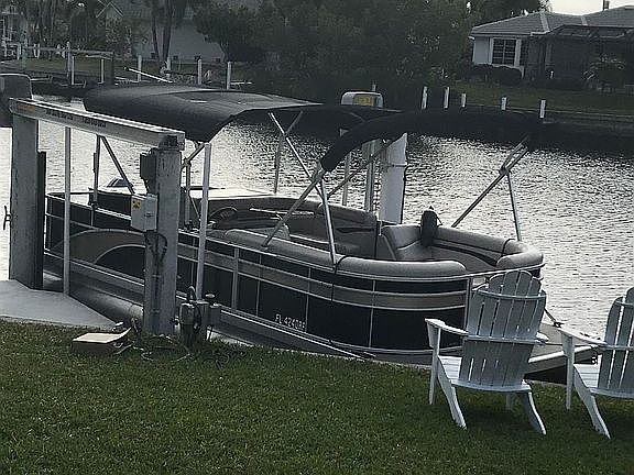 3rd image of 3500 Oriole Dr