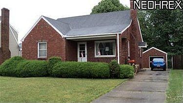 2nd image of 3011 Jean St
