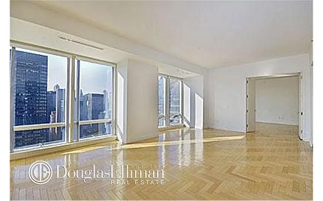 Rented by Douglas Elliman | media 39