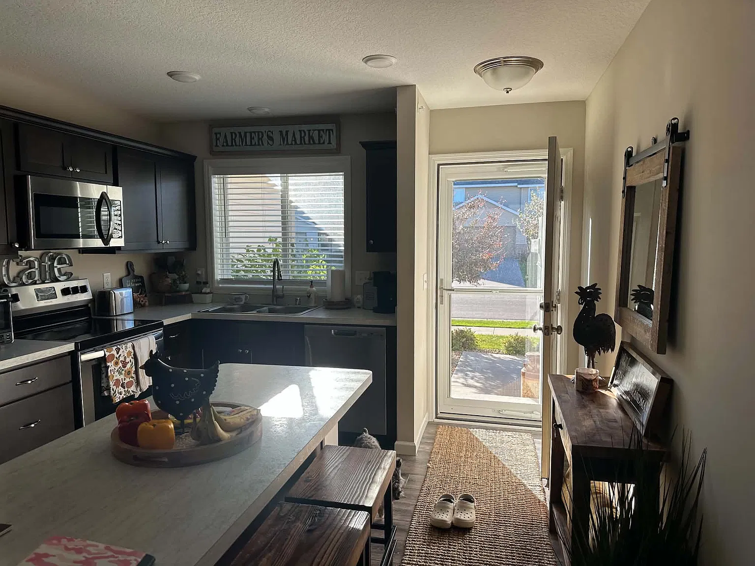 9183 Goodrich Dr — Photo 3