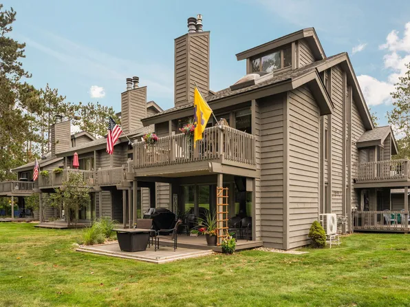 6266 Whispering Lake Dr, Gaylord, MI 49735