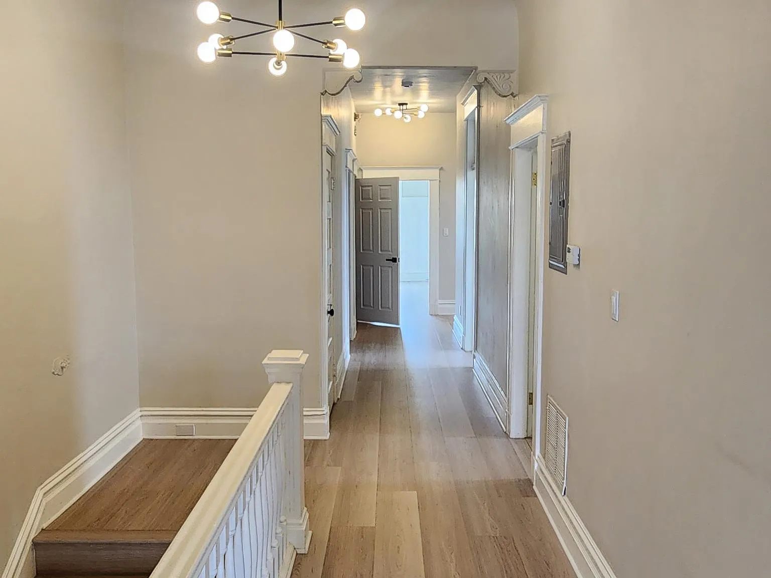 5 bed, 1.5 bath, $9,000 — Photo 4