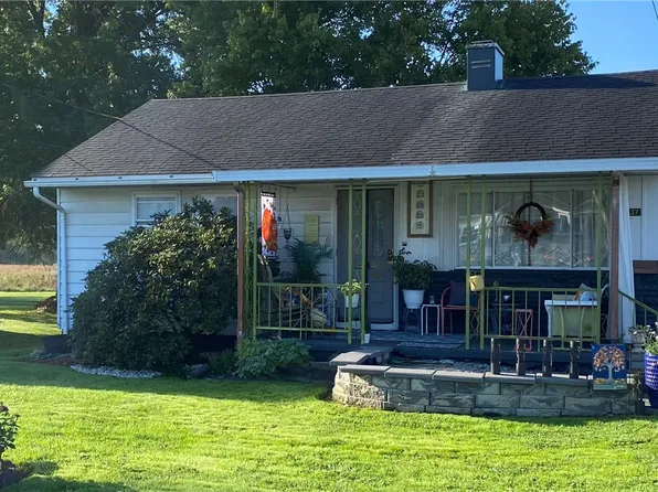 637 Browns Ferry Rd, Carmichaels, PA 15320