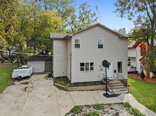 103 Garfield St, Harvard, IL 60033