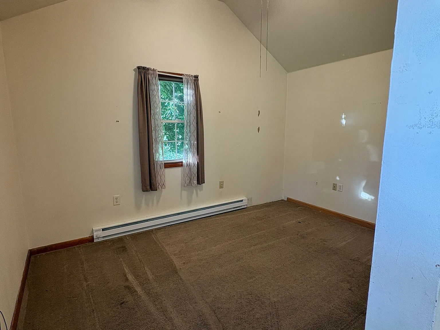 2 bed, $900 — Photo 4