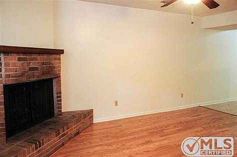 4th image of 2427 Ramblewood Ct