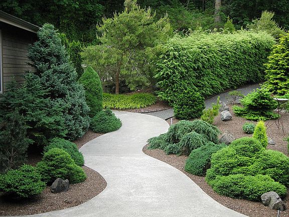 walkway to front door