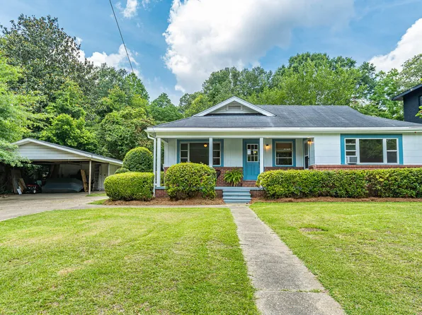 2228 N 1st Ave, Laurel, MS 39440