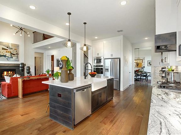 7th image of this home