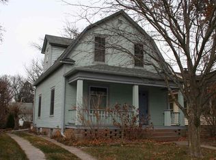 2824 E Middle Rd, Davenport, IA 52803