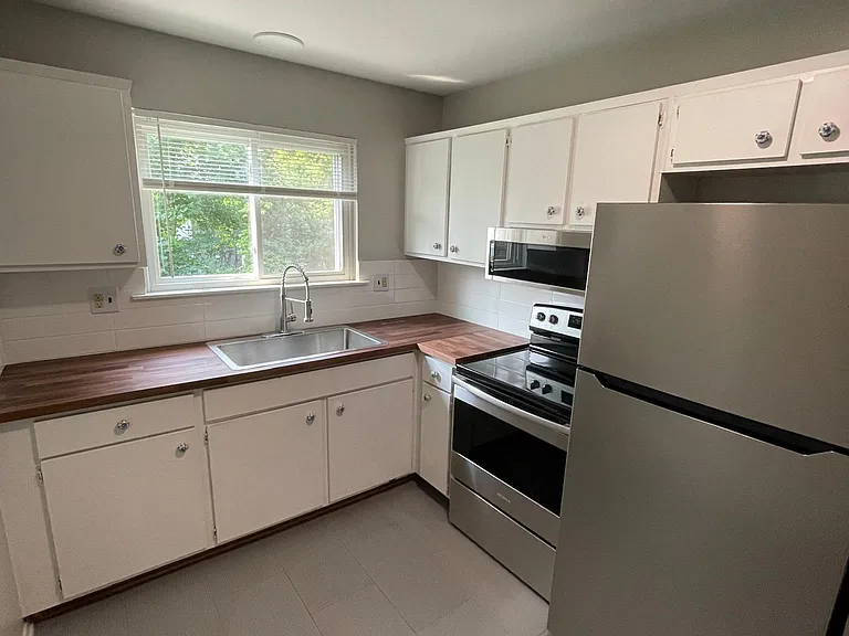 406 Oakland Ave #6 — Photo 7