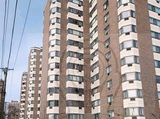 7337 S South Shore Dr APT 1416, Chicago, IL 60649